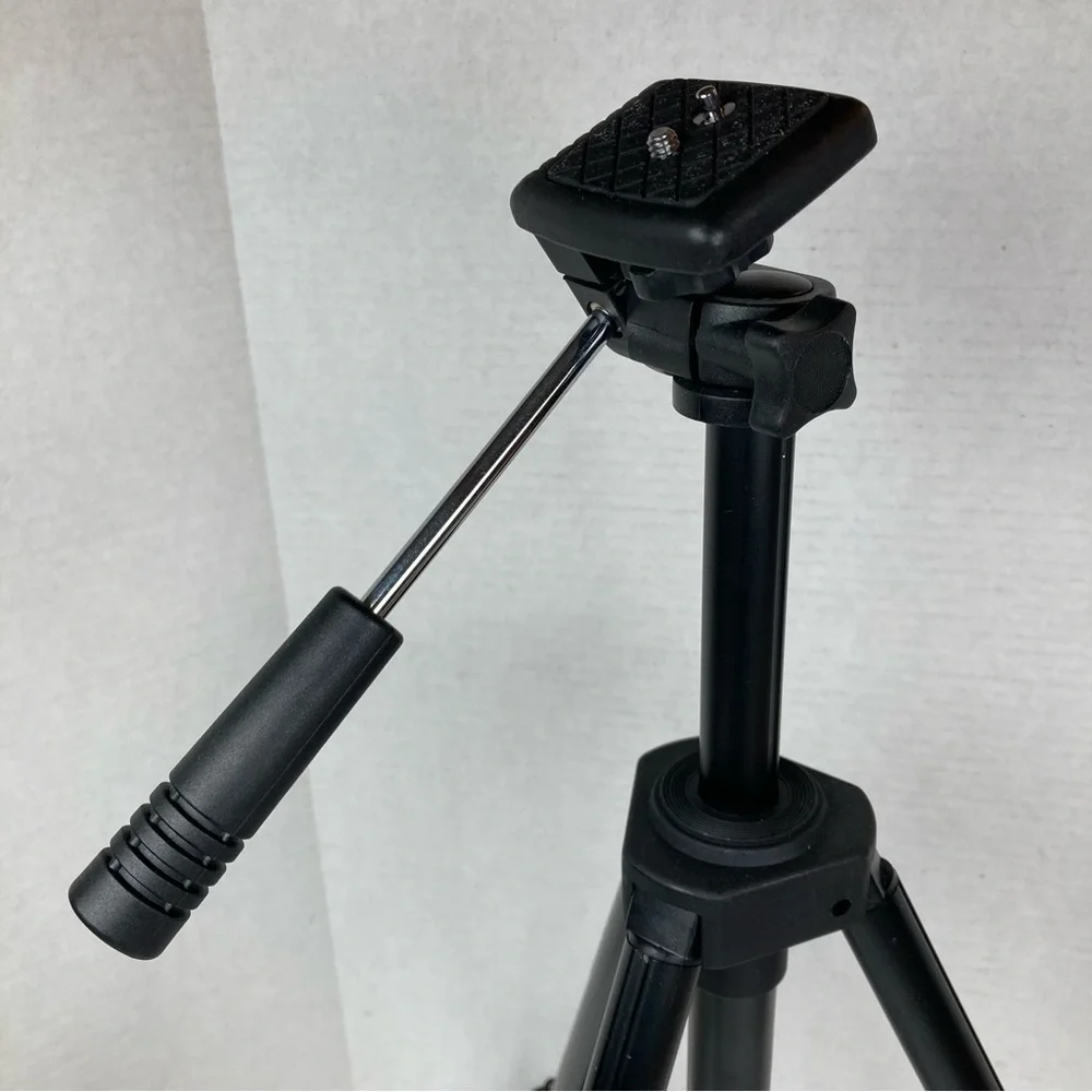 Sakar TR-2L Camera Tripod Black.